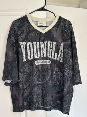 Black 'YOUNGLA' Graphic Jersey Top